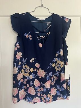 Crescent & Willow Navy Floral Lace-Up V-Neck Blouse - Size L NWT